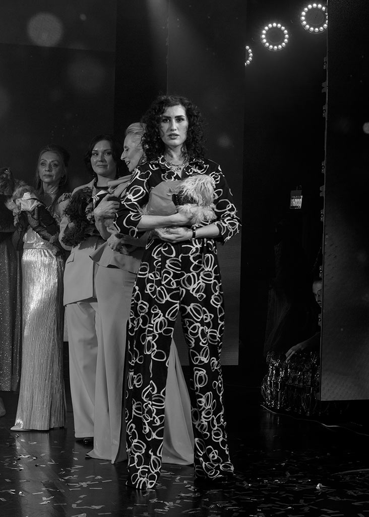 Топ 100 самых красивых женщин России 2023