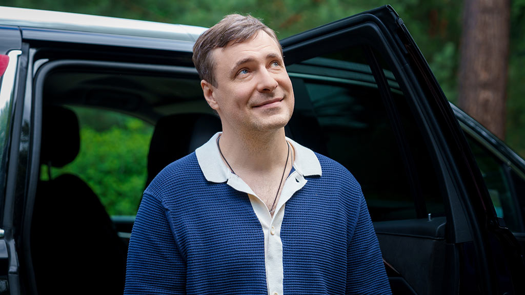 человек который смеется