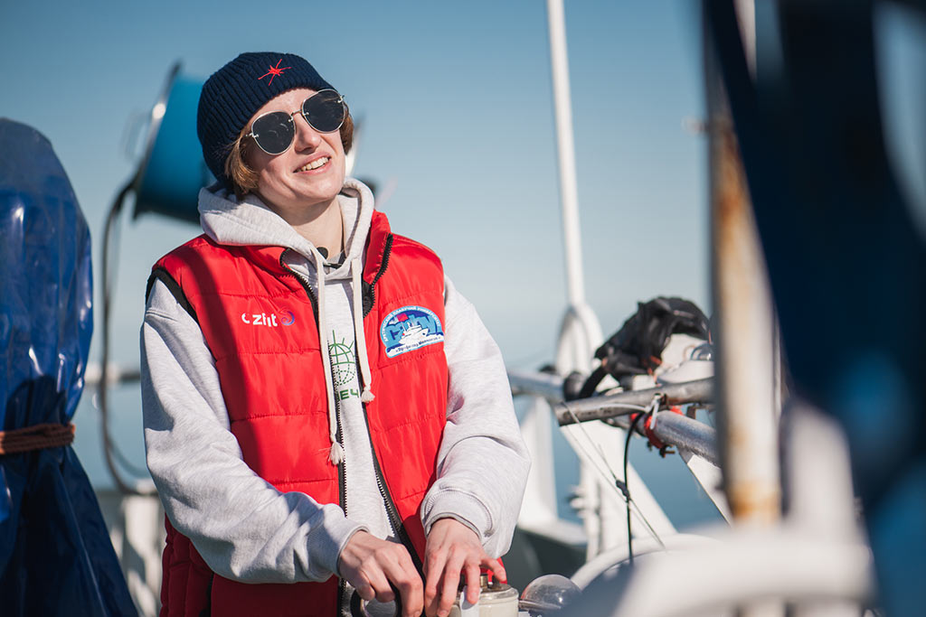 право женщин на море фильм