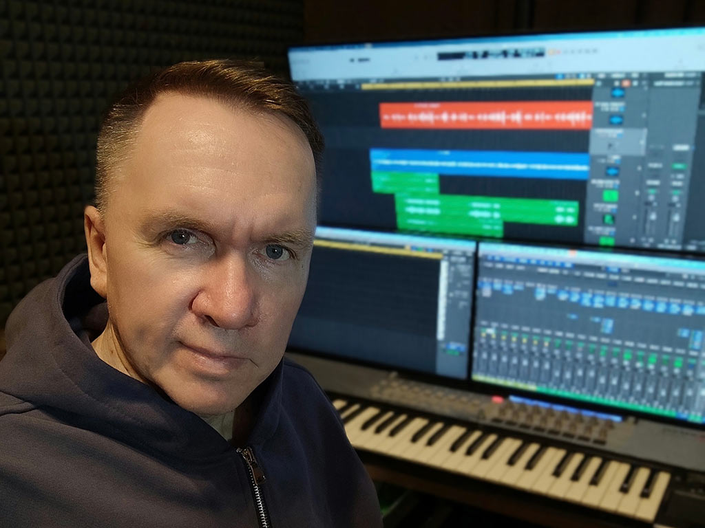 миша комаров - песня страна