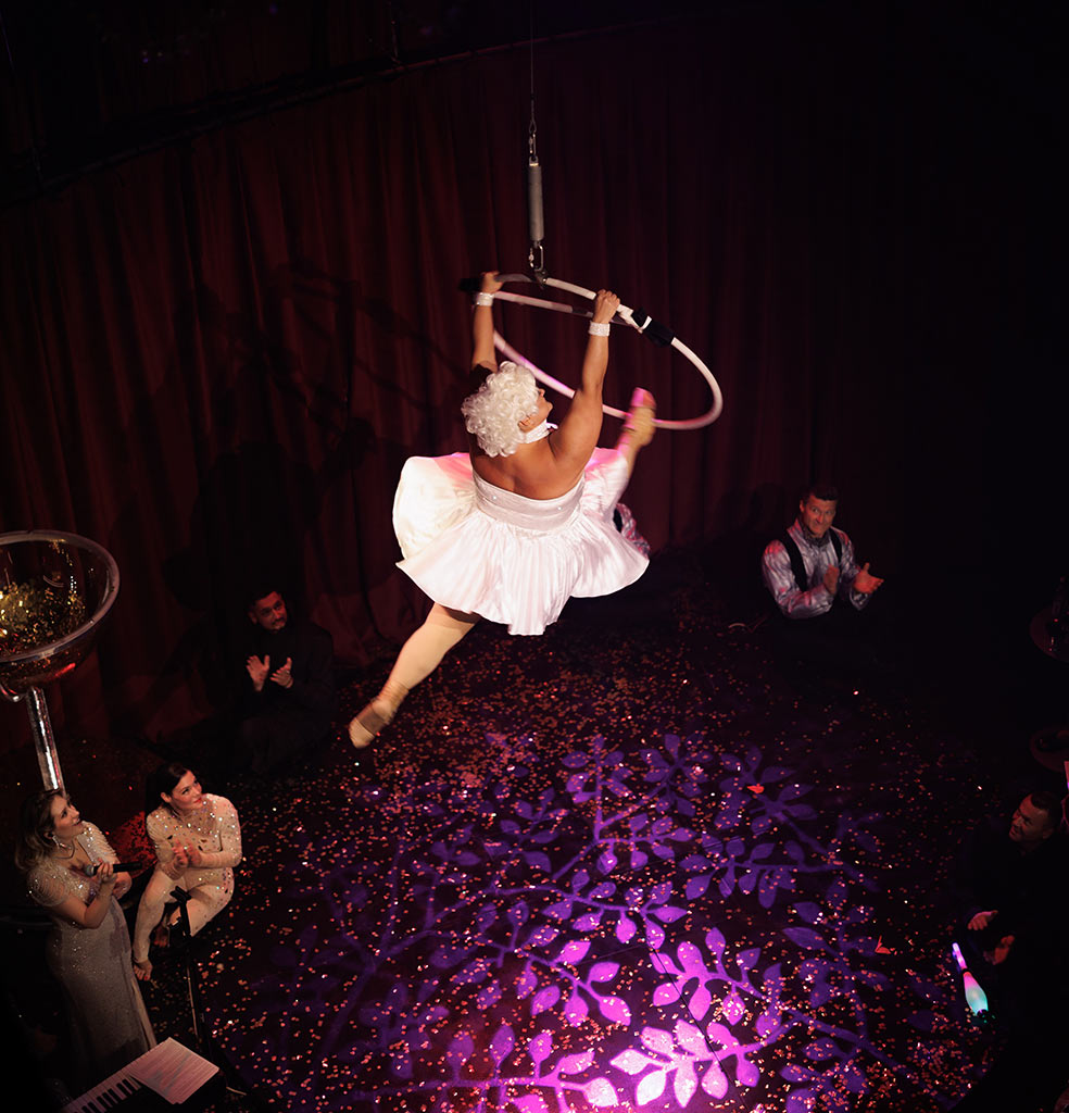 цирковое шоу Le Vertige