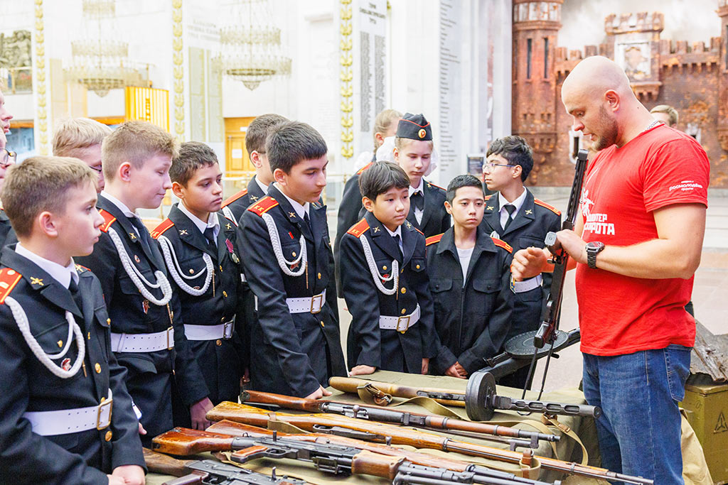 день оружейника - музей победы