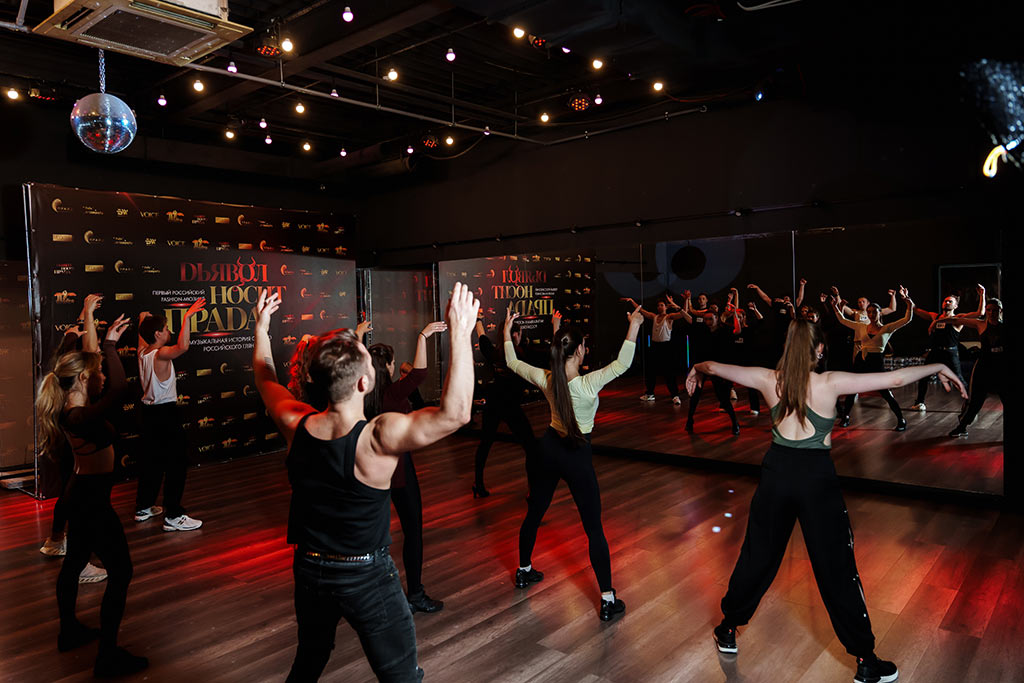 дьявол носит прада - мюзикл