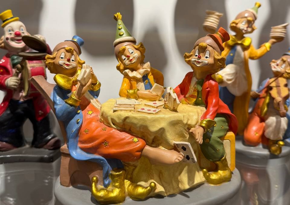 клоуны - коллекция Заслуженного артиста России Василия Анатольевича Конопляника.