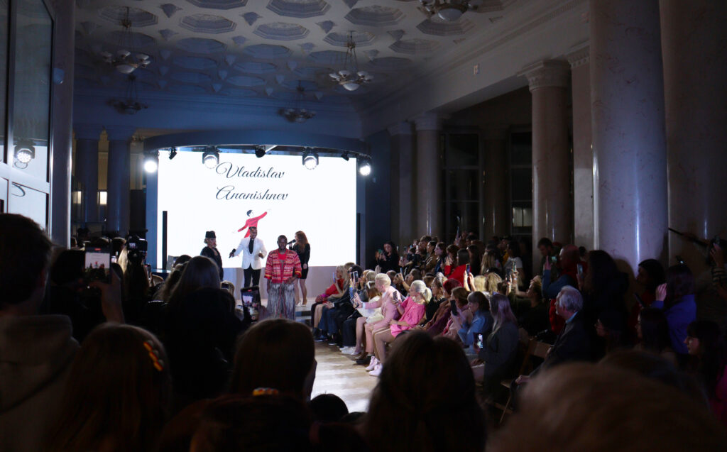 Образы показа бренда Vladislav Ananishnev. Фото: права ООО Москластер, Московская неделя моды, пав. № 44, ВДНХ, Москва, 02.09.2025 г.