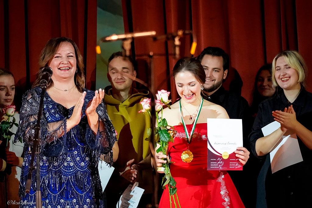 алиса гицба и участники конкурса