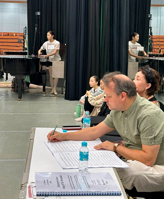 антон лубченко во время репетиции в сеуле