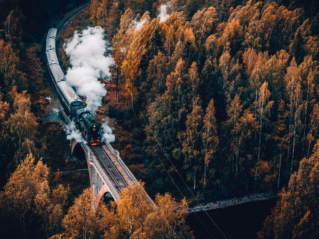 Рускеальский ретро-поезд