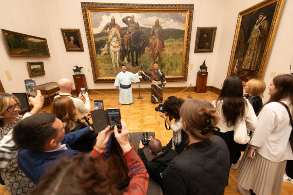 японские рикиси - борцы сумо - гум