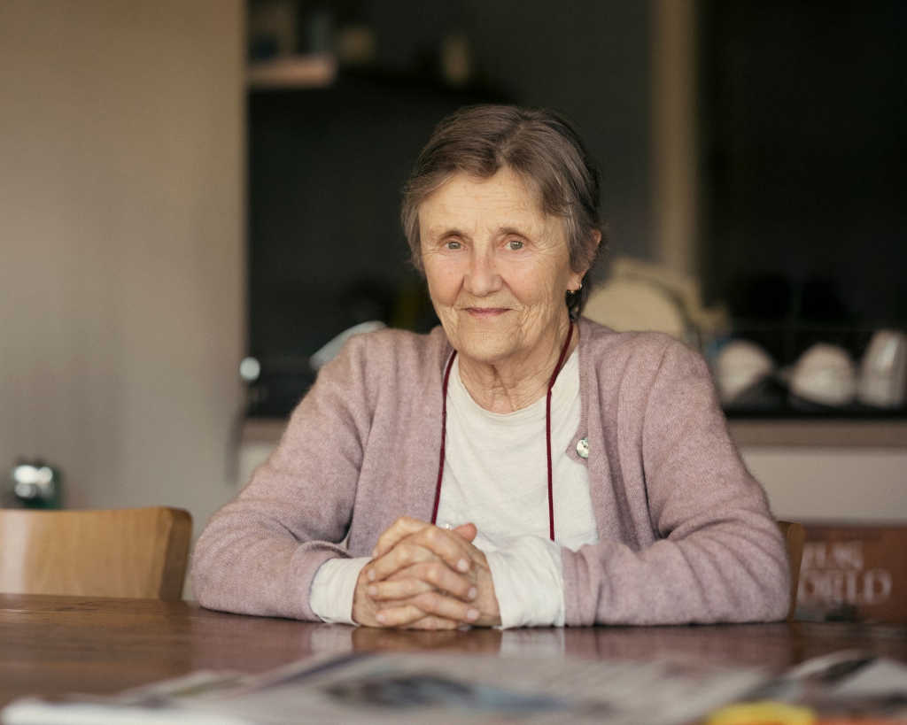 Хелен Гарнер дома в Мельбурне. Фотография: The Guardian