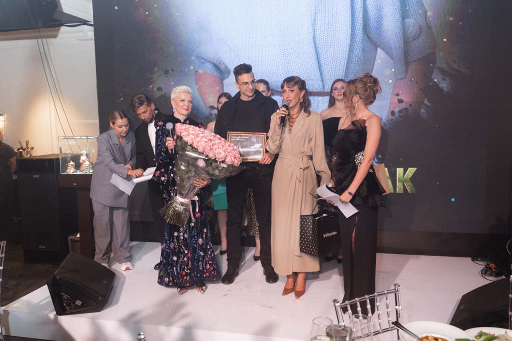 Topical Style Awards