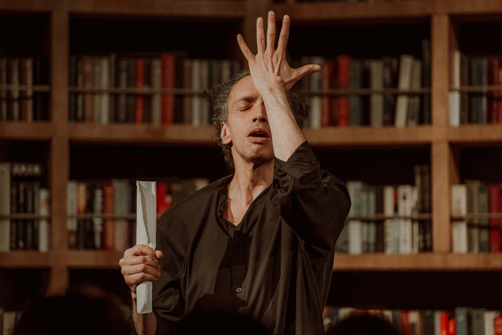 даниил лавренов египетские ночи