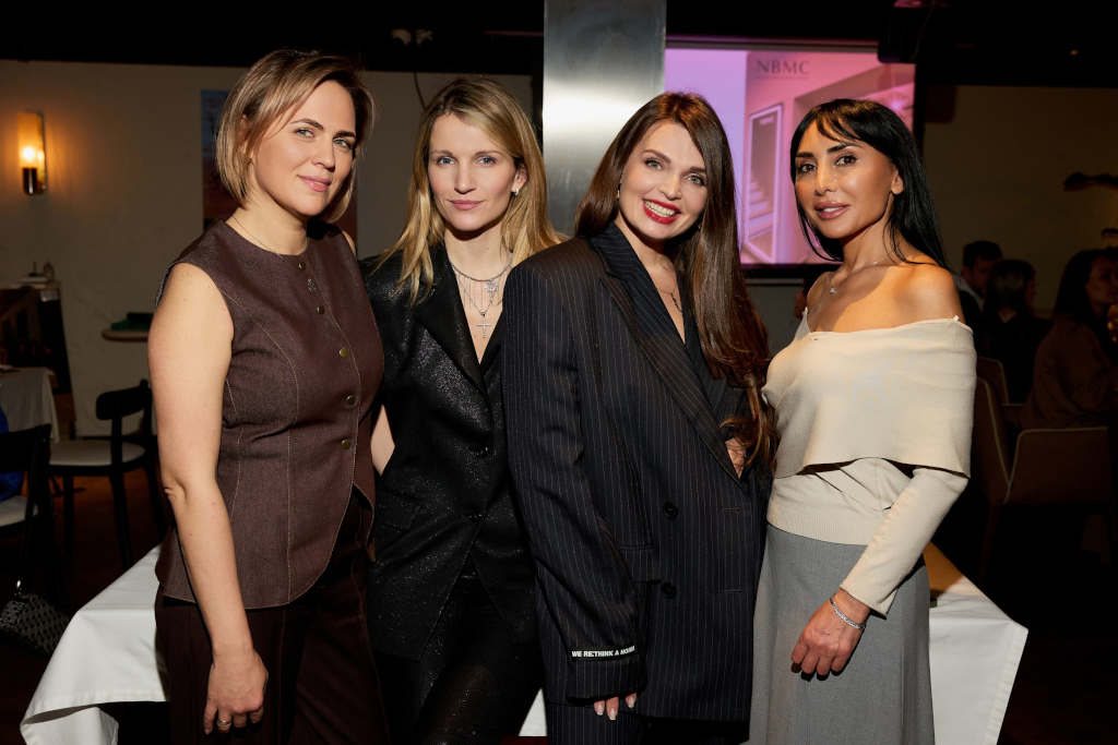 Виктория Стрельчик, Женя Малахова, Алеся Энберт, Татьяна Арустамова