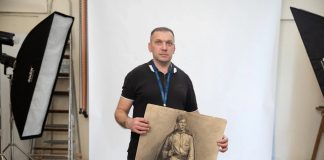 «Русский солдат»: художник Владимир Демидов передал в дар Музею Победы графическую работу владимир демидов с картиной русский солдат