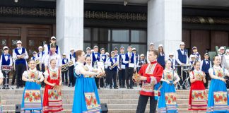 День России в Музее Победы: 20 тысяч гостей, духовые оркестры и поэзия день россии в музее победы