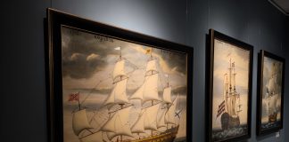 Кисть, море и история: юбилейная выставка Евгения Богданова корабли